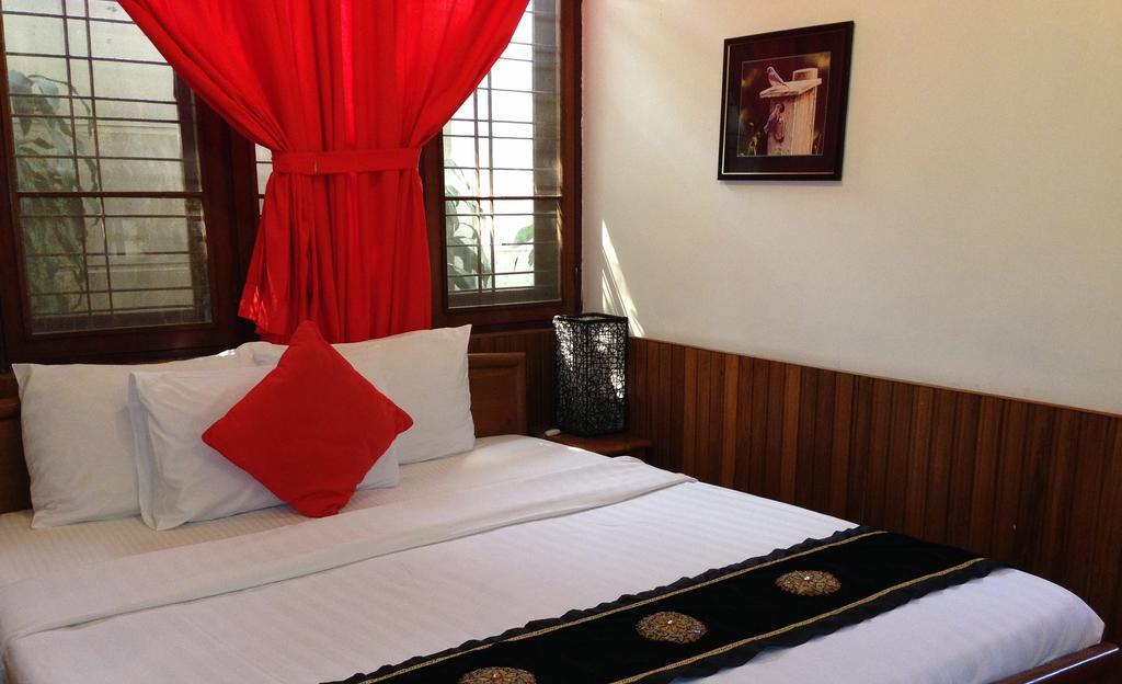Classique Inn Yangon Exterior foto