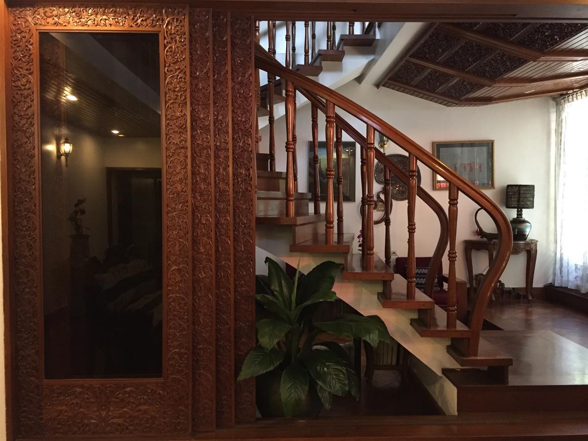 Classique Inn Yangon Exterior foto