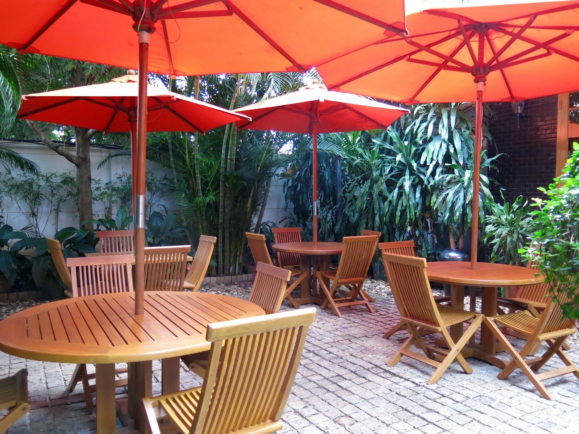 Classique Inn Yangon Exterior foto